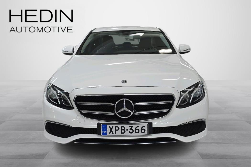 MERCEDES-BENZ E 2020