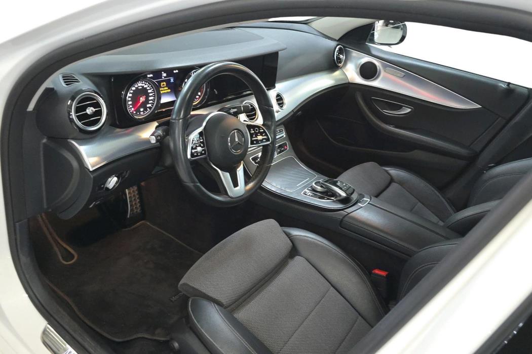 MERCEDES-BENZ E 2020