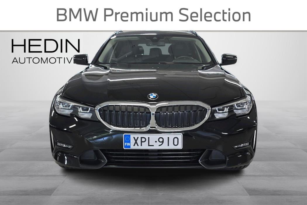 BMW 330 2021
