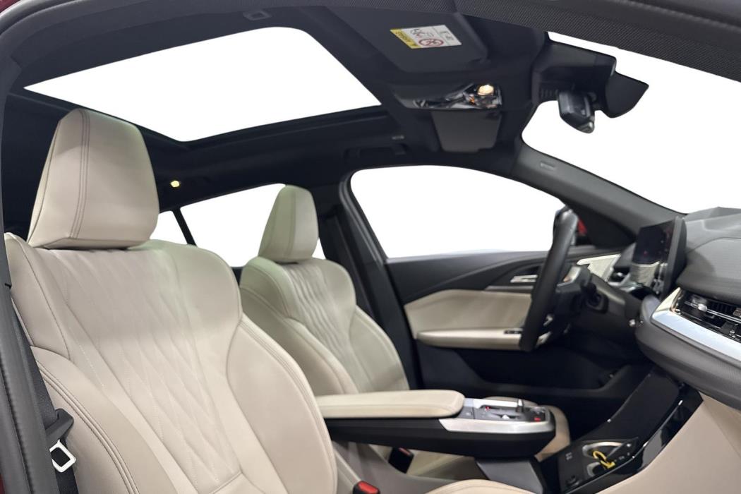 BMW iX2 2025