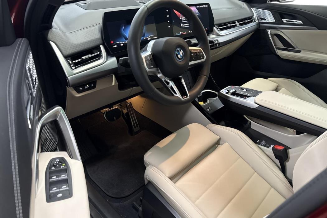 BMW iX2 2025