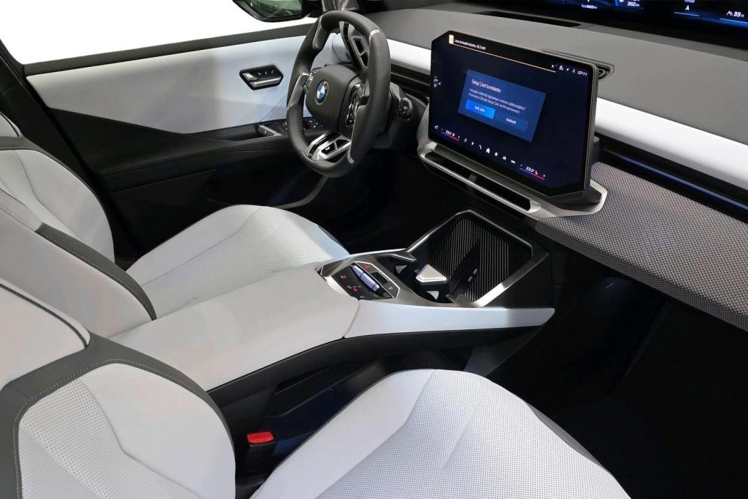 BMW iX3 2026