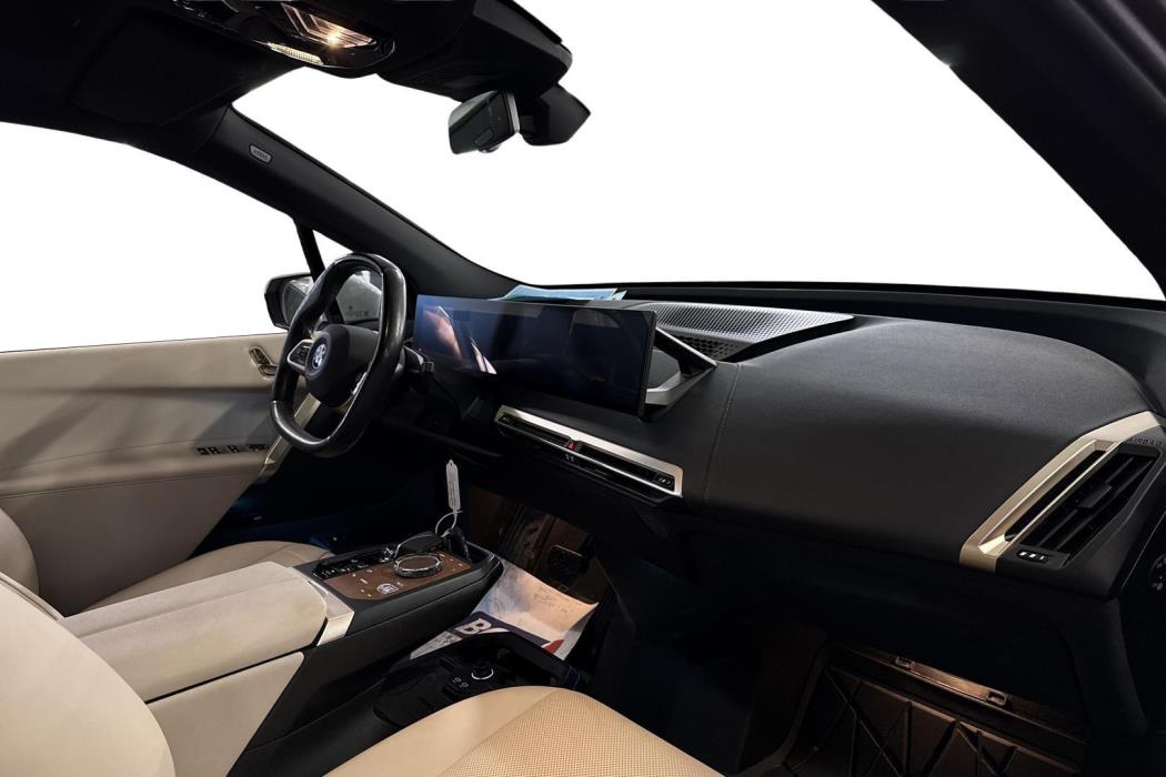 BMW iX 2023