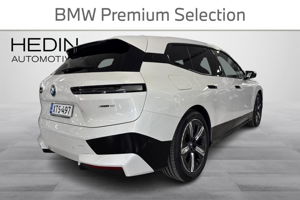 BMW iX 2023