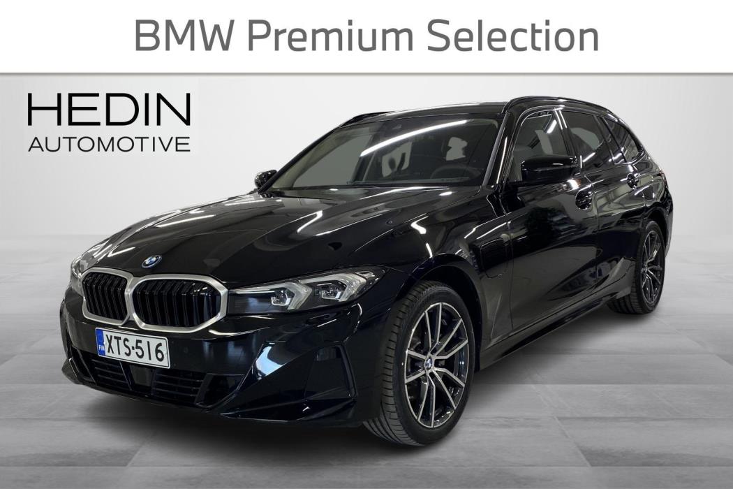 BMW 330 2025