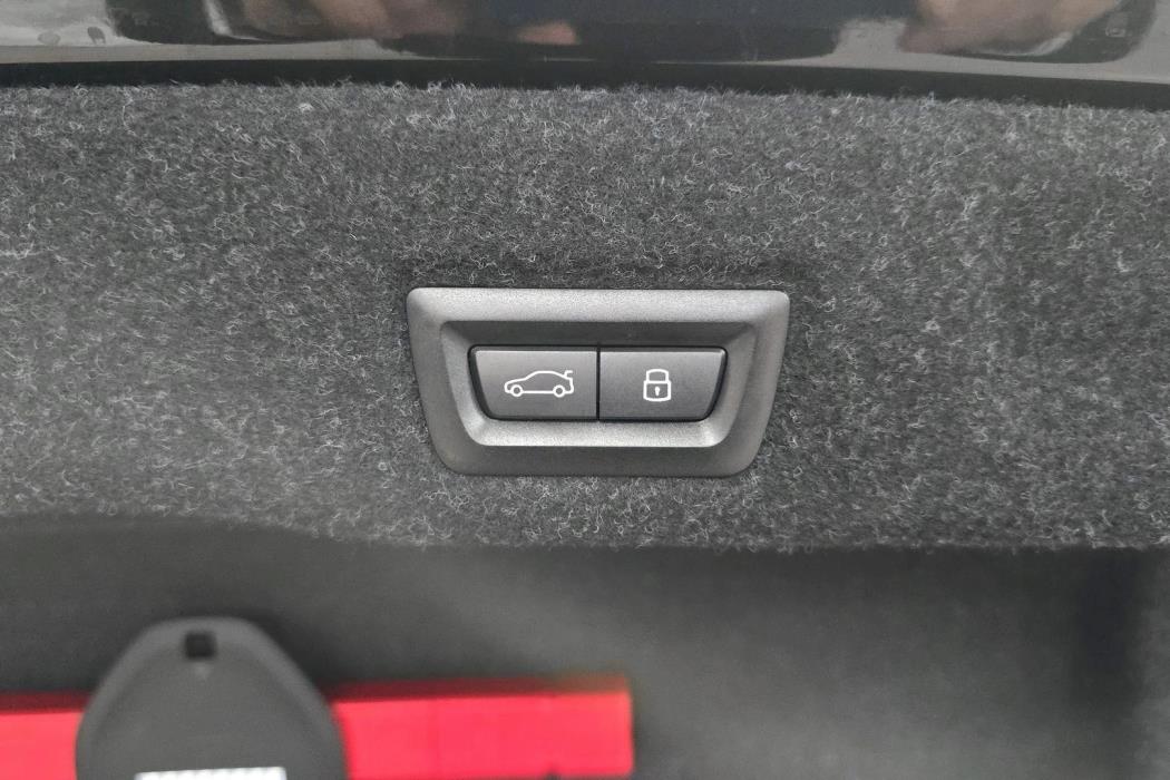 BMW i5 2026