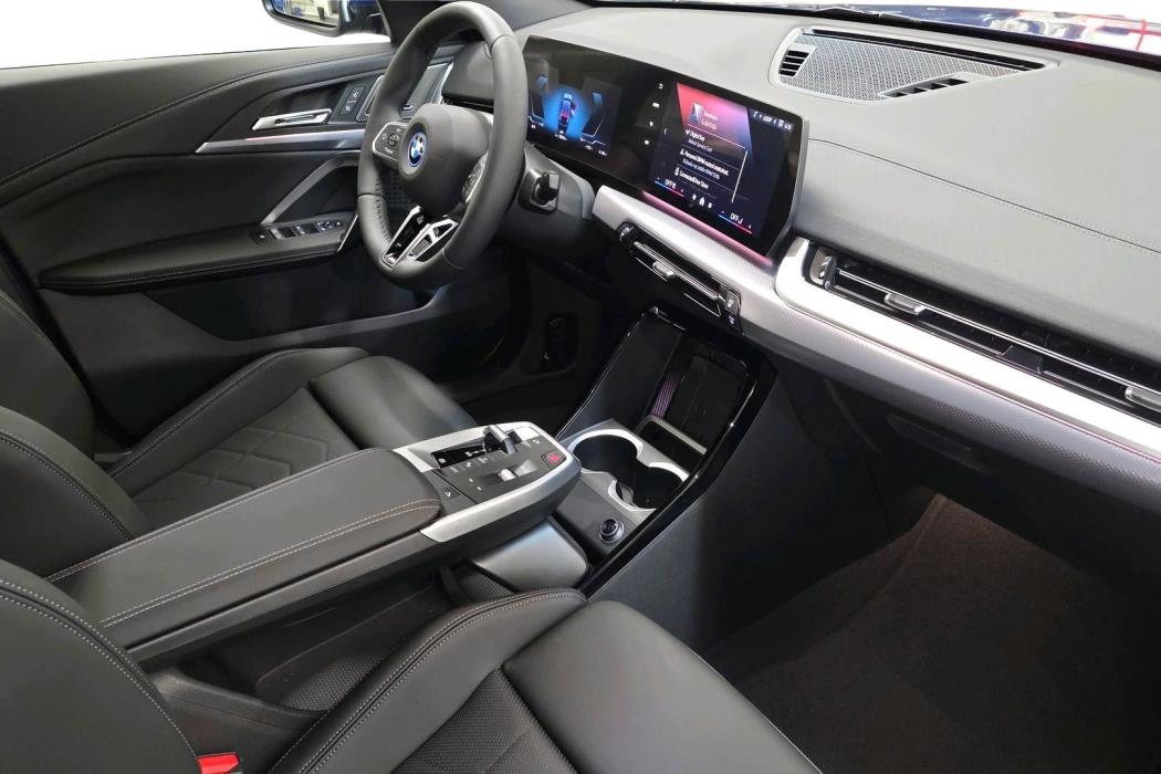 BMW iX2 2026