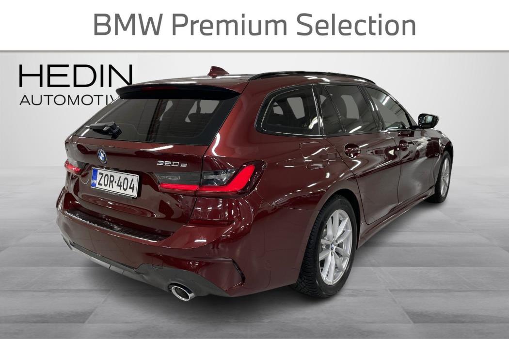 BMW 320 2022