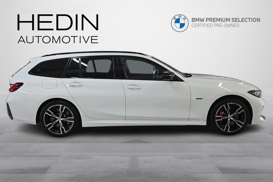 BMW 330 2023