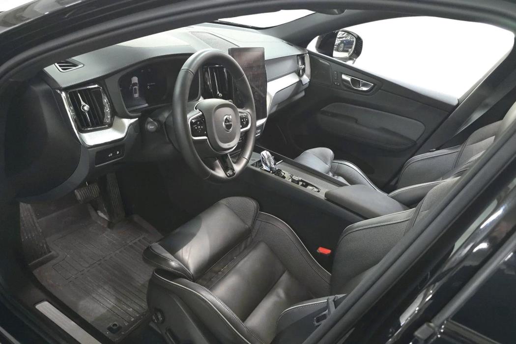 Volvo XC60 2026