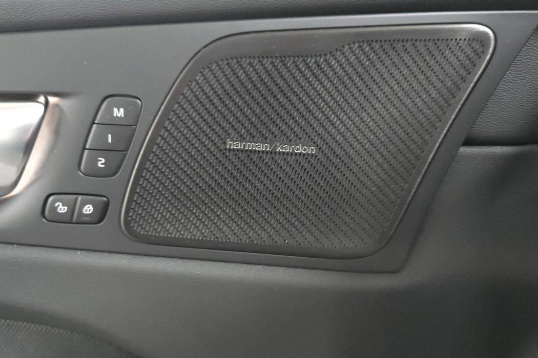 Volvo XC60 2026