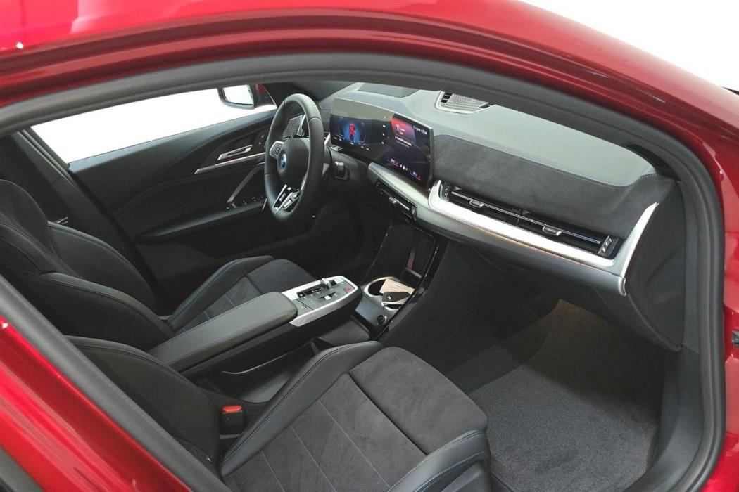 BMW iX2 2025