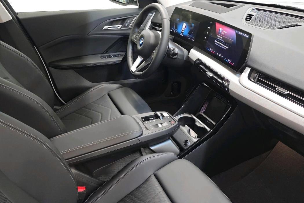 BMW iX1 2026