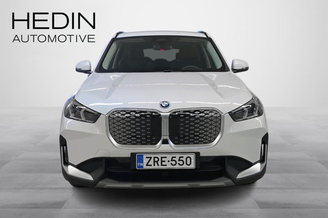 BMW iX1 2026