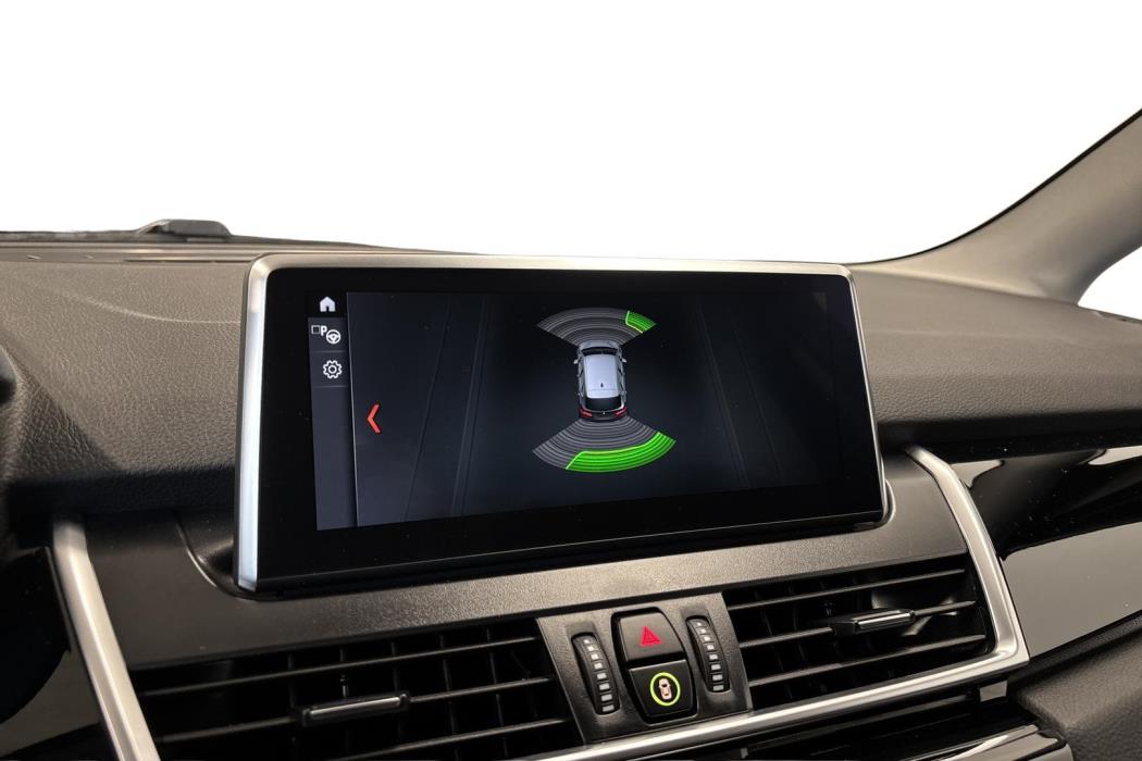 BMW 225 2020