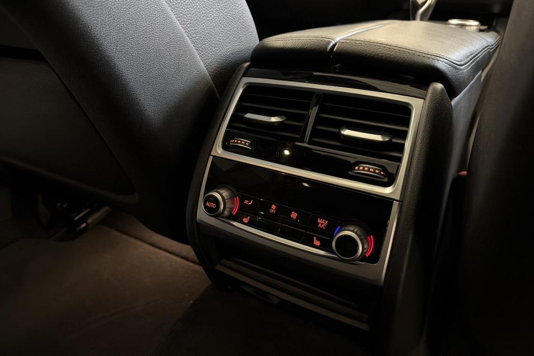 BMW 745 2019