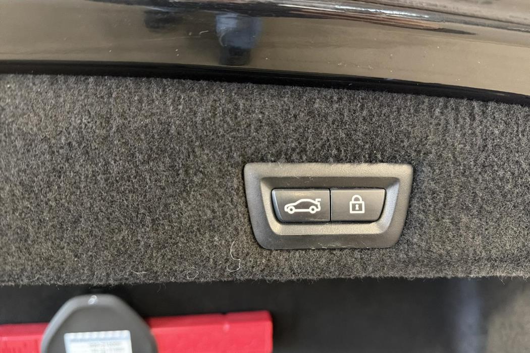 BMW 745 2019