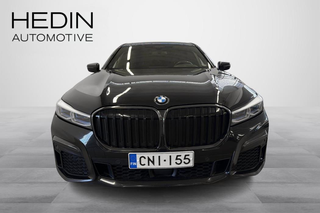 BMW 745 2019