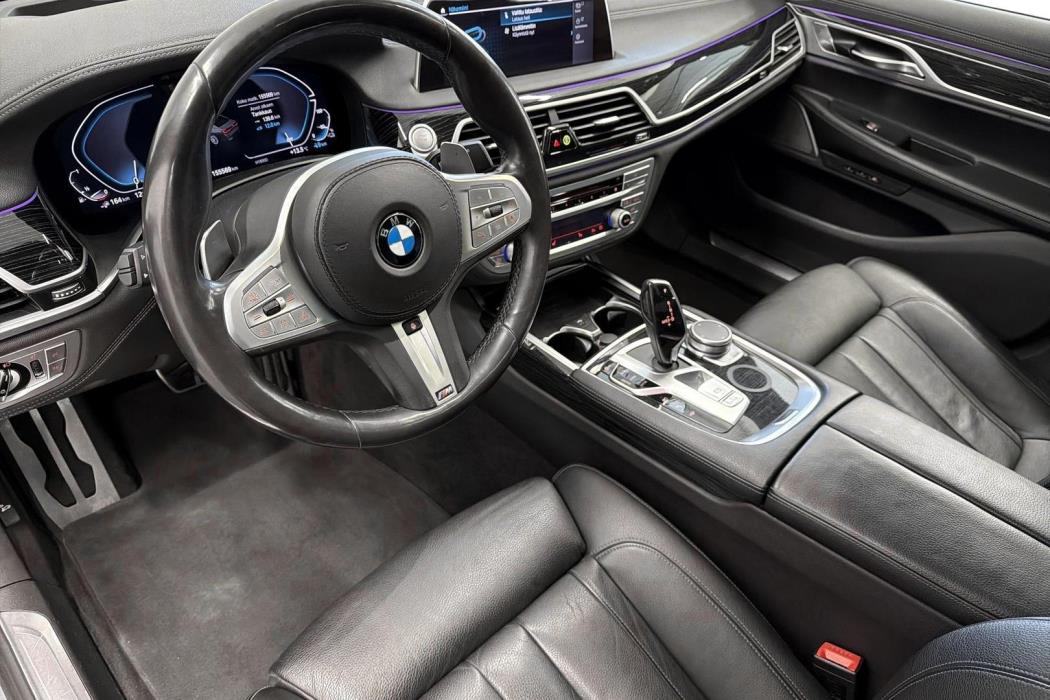 BMW 745 2019