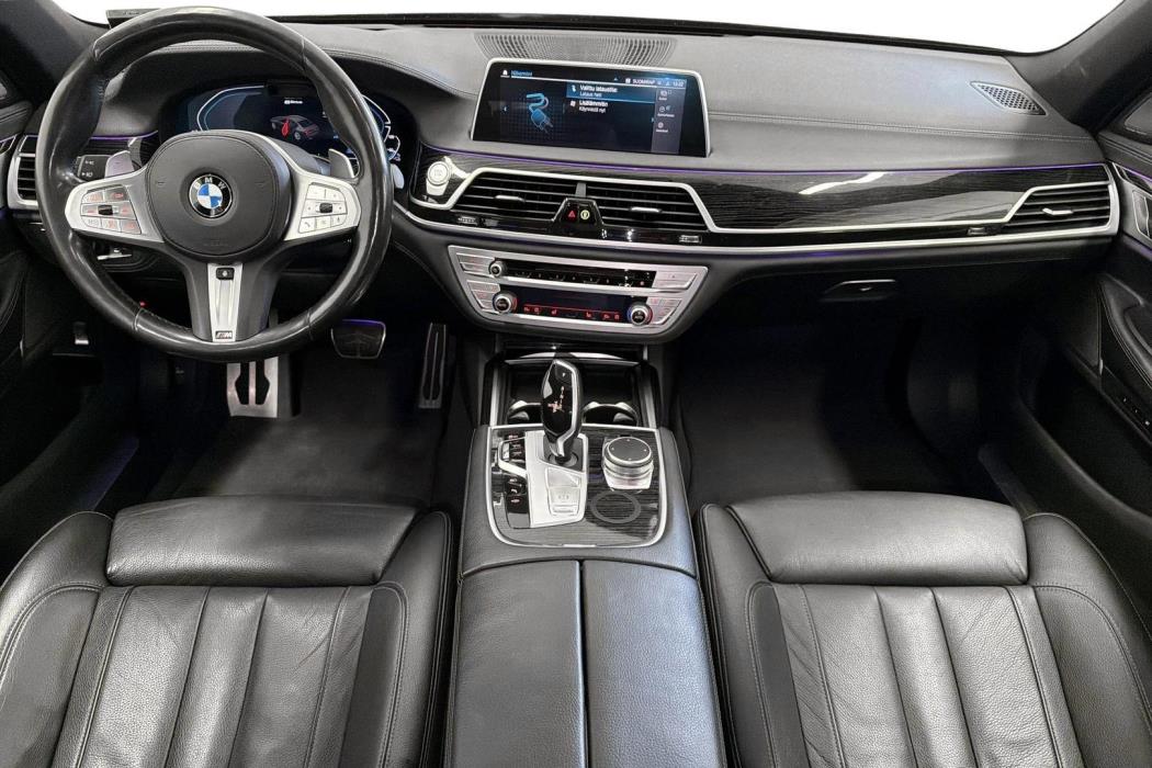 BMW 745 2019