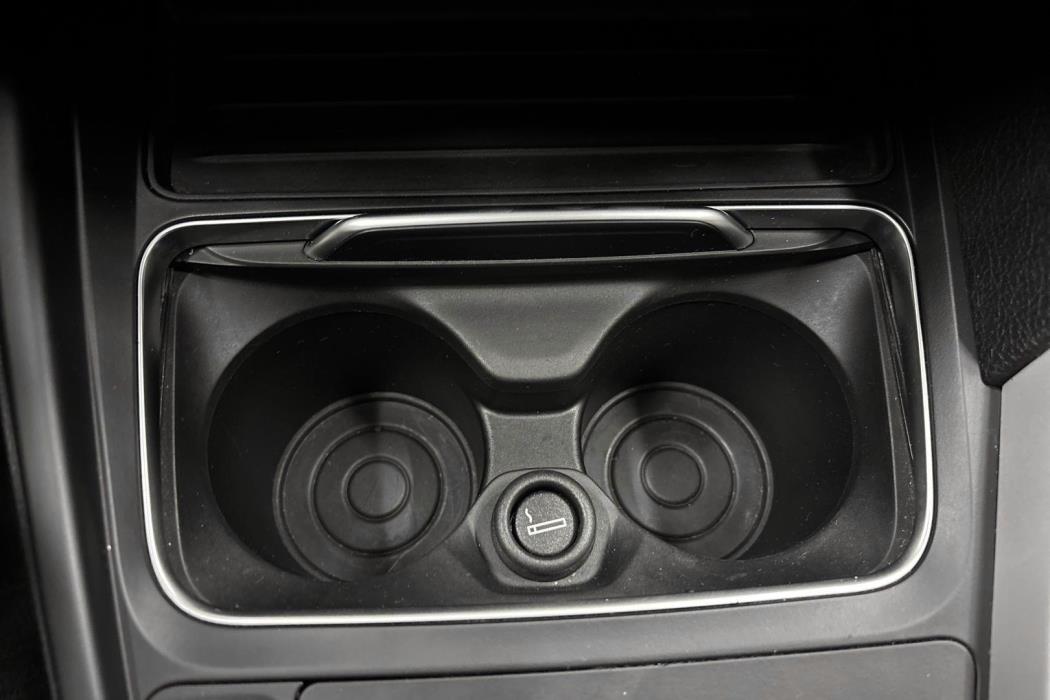 BMW 318 2017