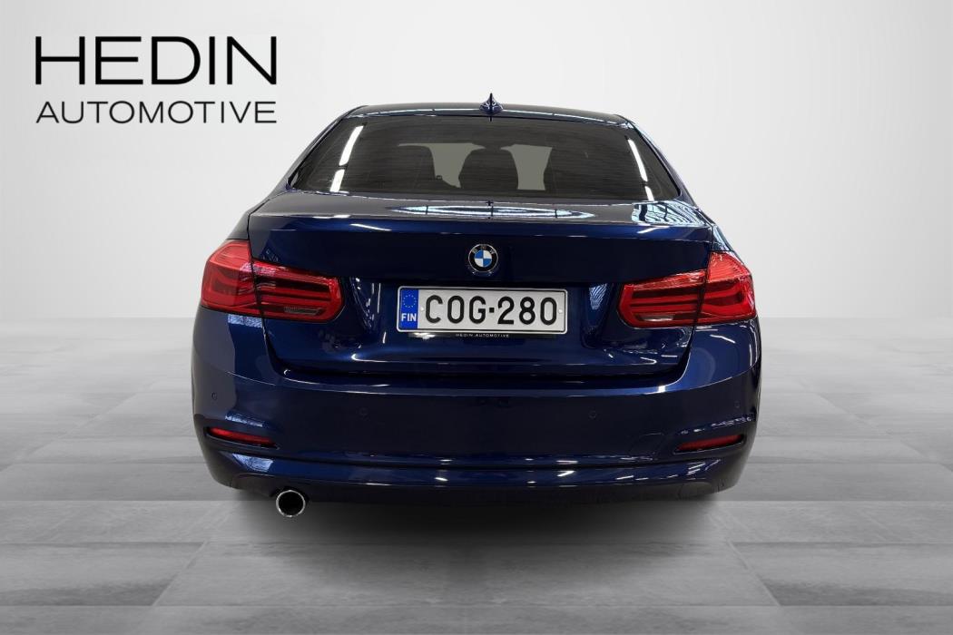 BMW 318 2017