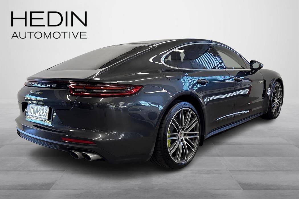 Porsche Panamera 2018