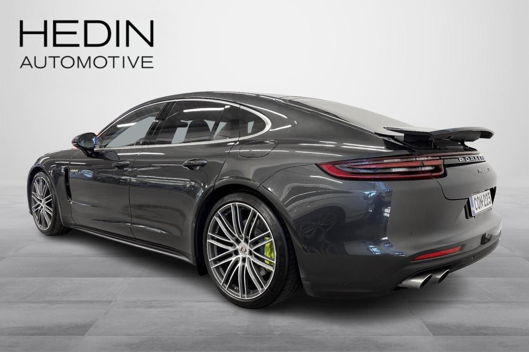 Porsche Panamera 2018