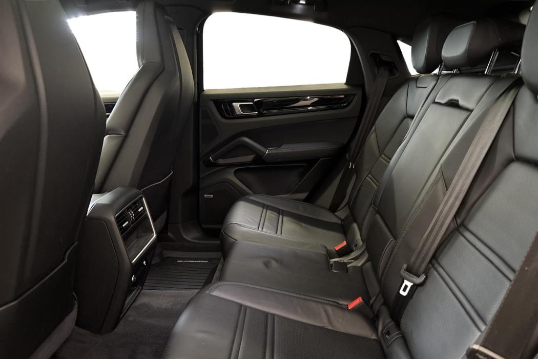 Porsche Cayenne 2020
