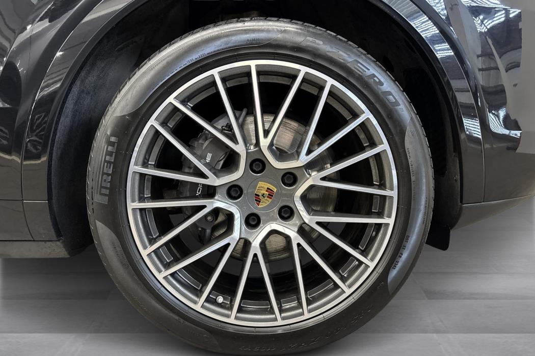 Porsche Cayenne 2020