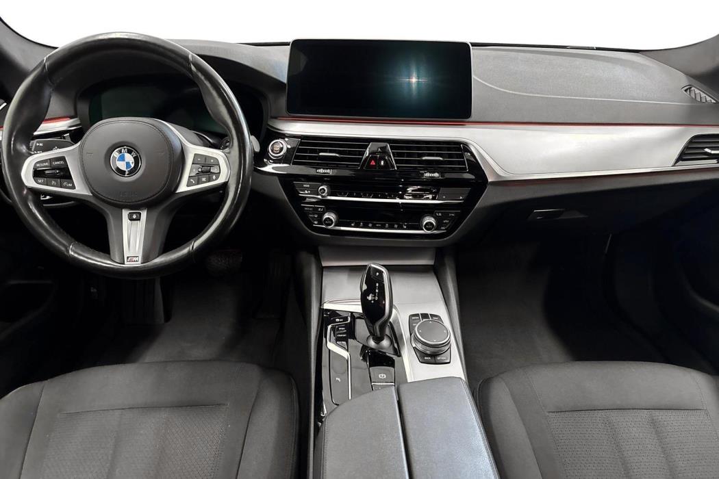 BMW 520 2022