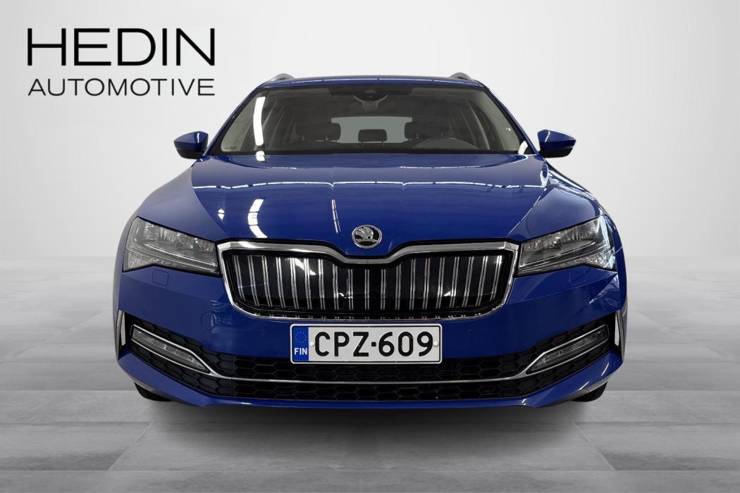 SKODA Superb 2022