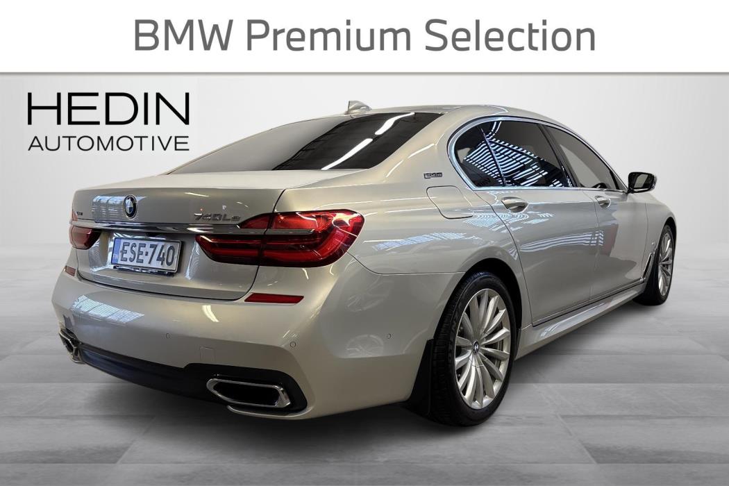 BMW 740 2018