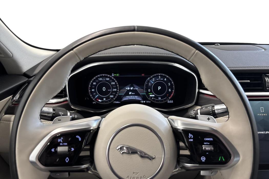 Jaguar F-PACE 2021