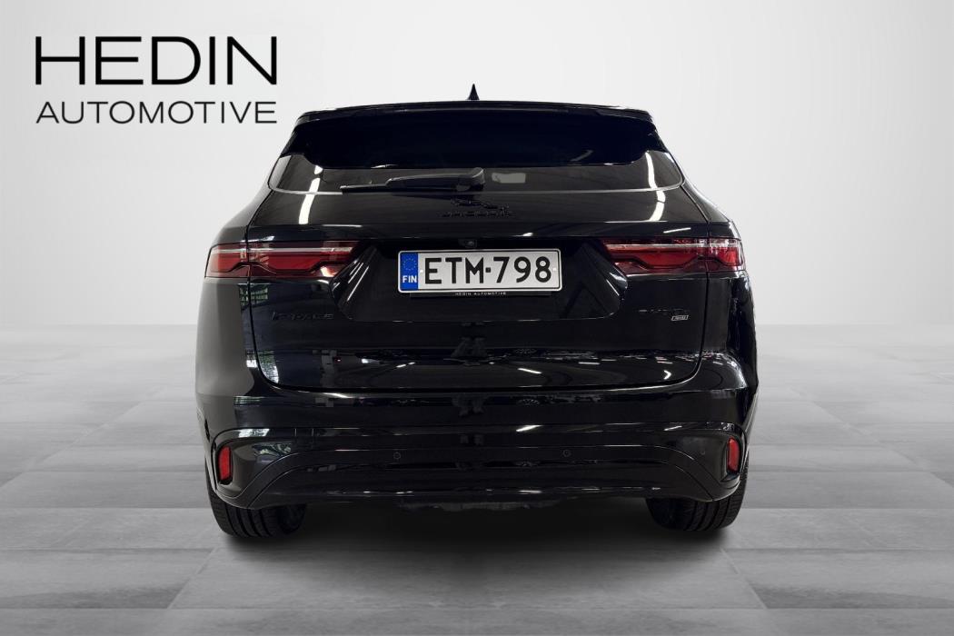 Jaguar F-PACE 2021