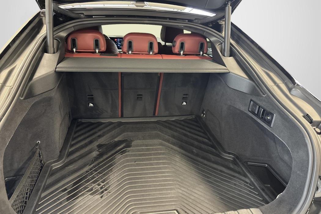 BMW i4 2024