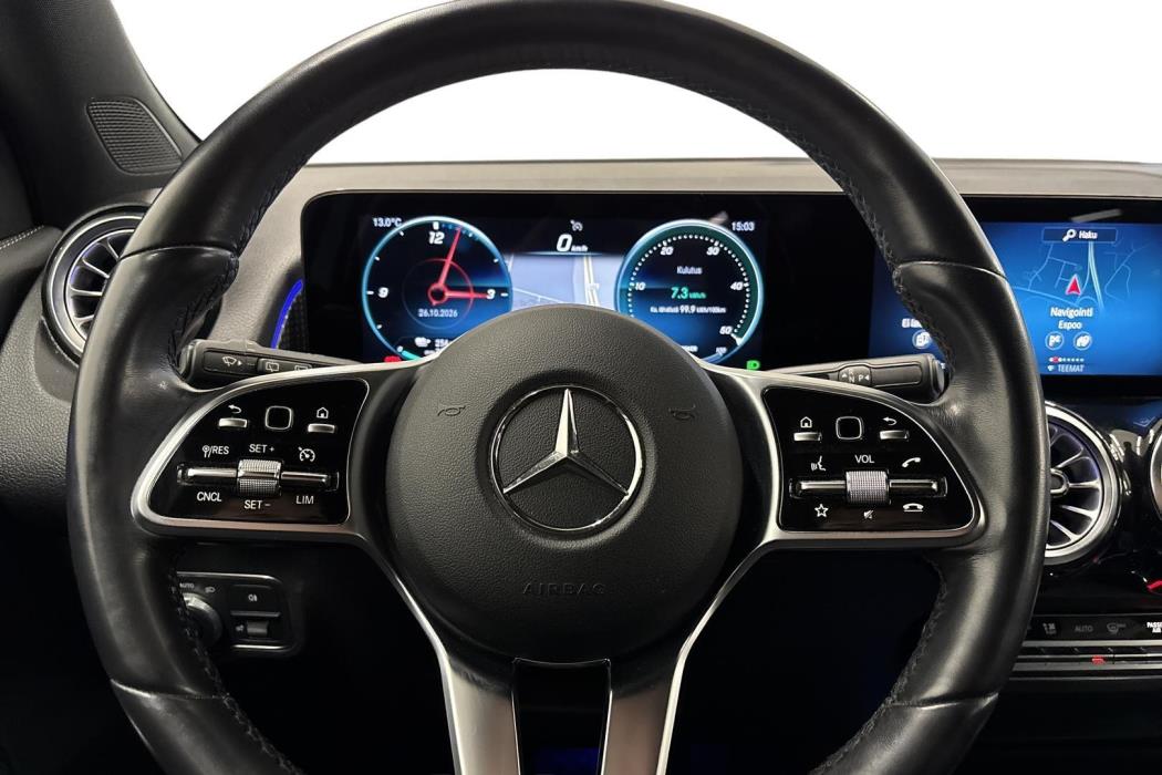 Mercedes-Benz EQB 2024