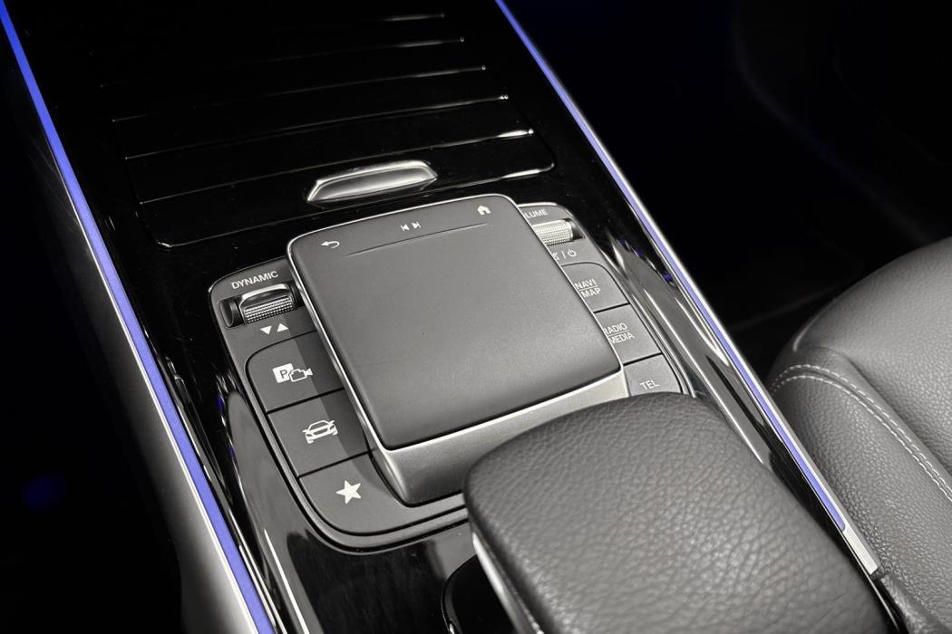 Mercedes-Benz EQB 2024