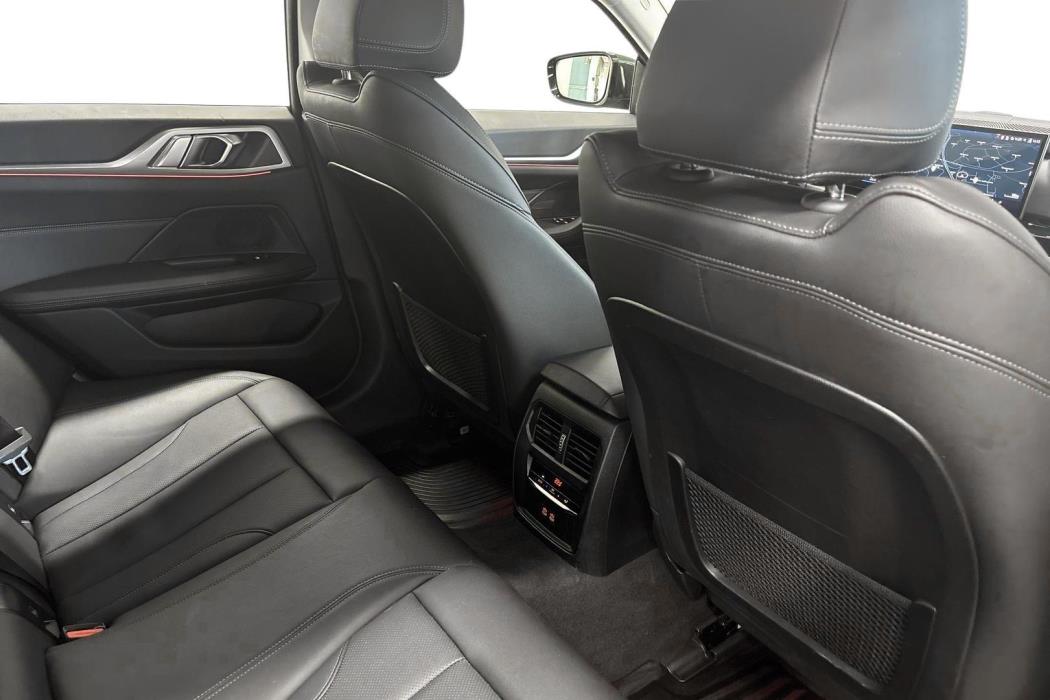 BMW i4 2024
