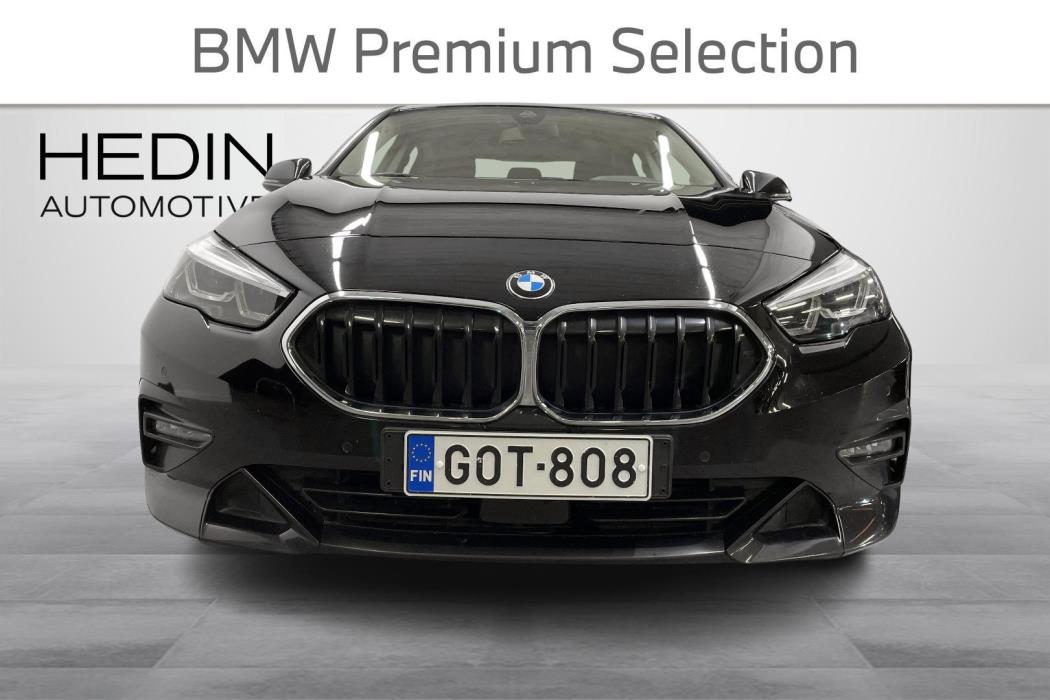 BMW 218 2021