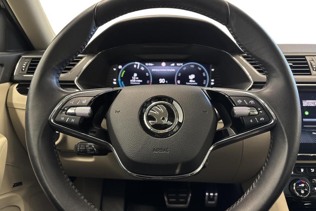 Skoda Superb 2023