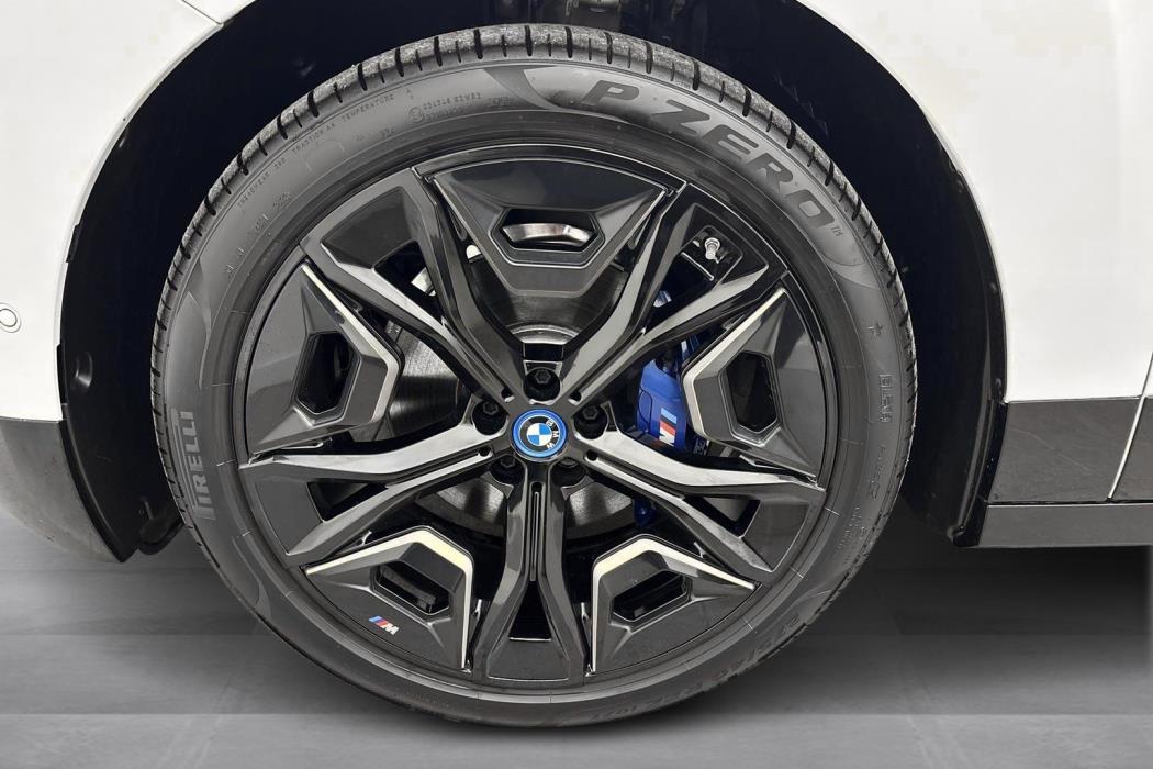 BMW iX 2022