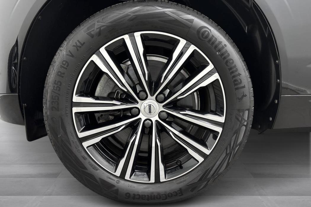 Volvo XC60 2022