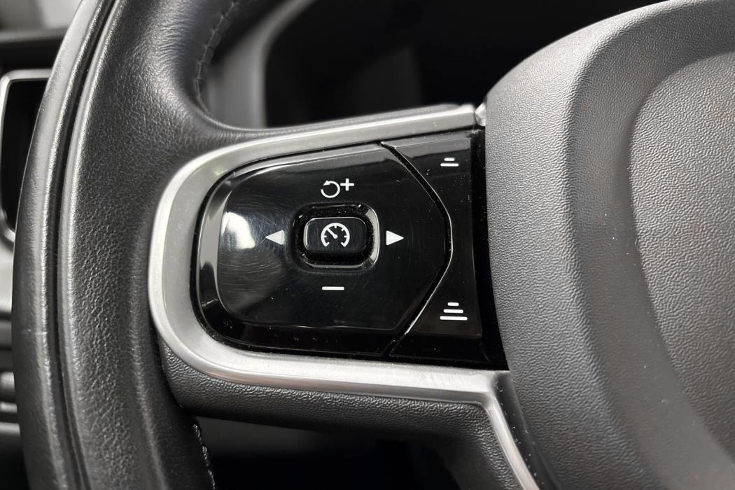 Volvo XC60 2022
