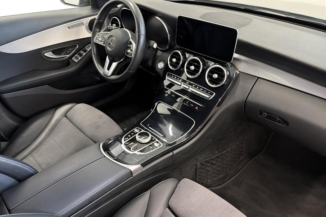 MERCEDES-BENZ C 2020