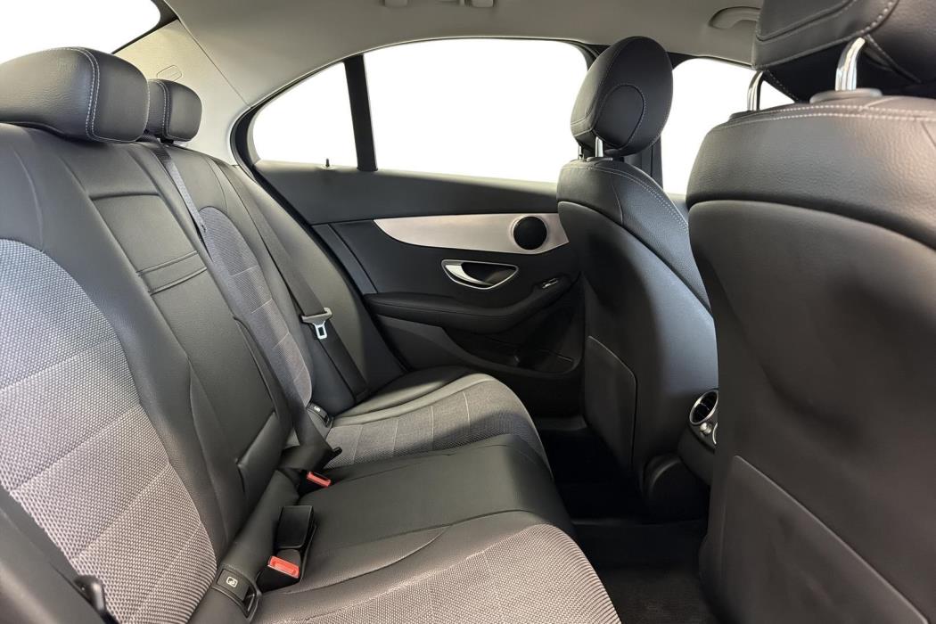 MERCEDES-BENZ C 2020