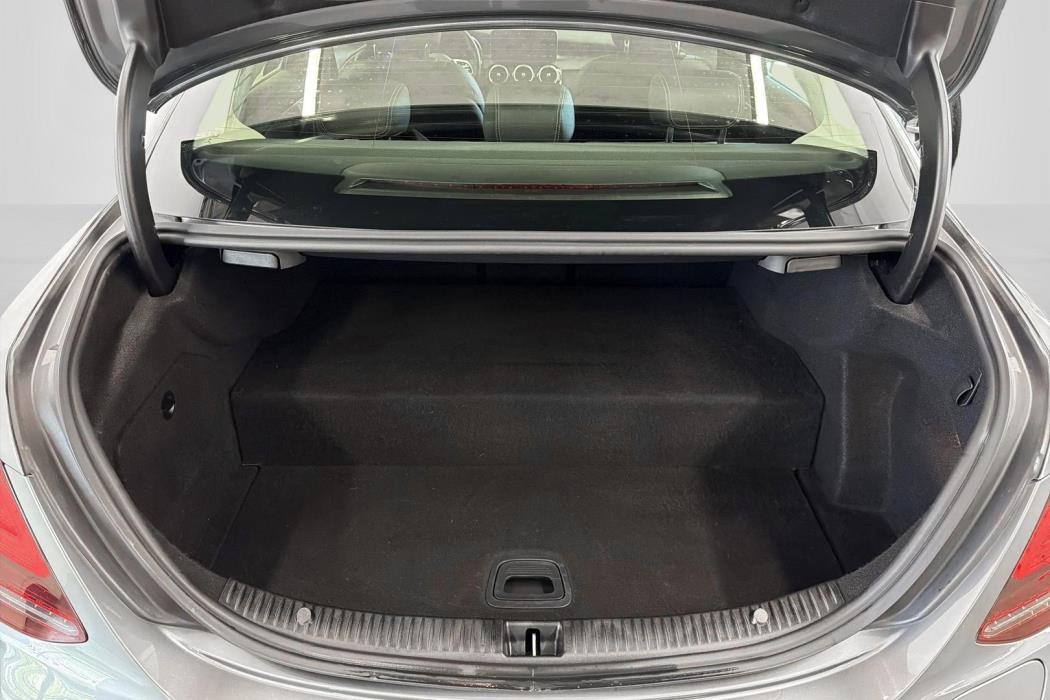 MERCEDES-BENZ C 2020