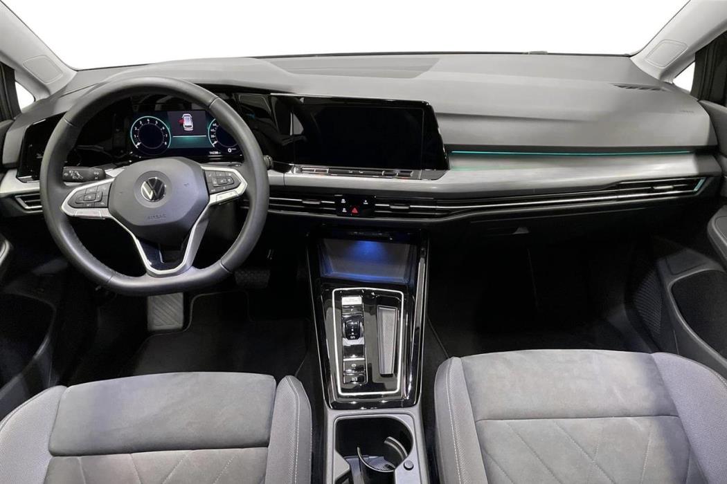 Volkswagen Golf 2023