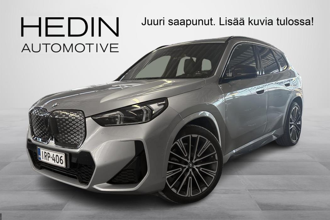 BMW iX1 2024