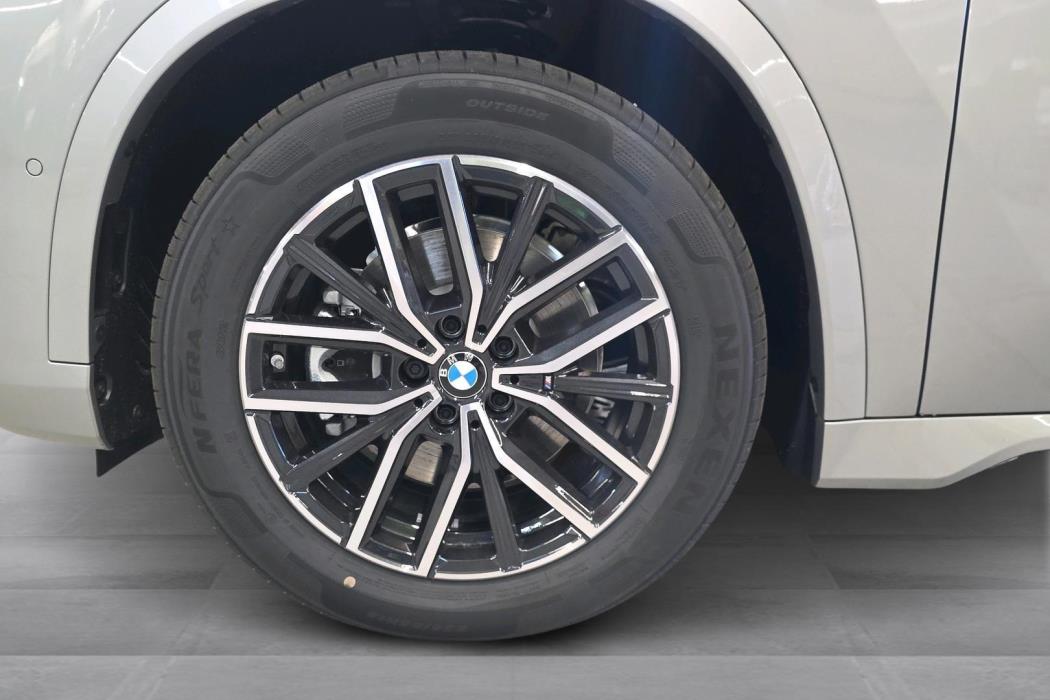 BMW iX1 2026